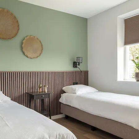 Luxe 4 Personen #2 *